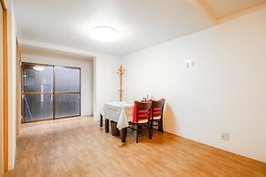 Sakuragawa no Waho House