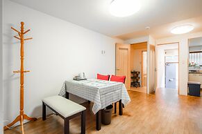 Sakuragawa no Waho House