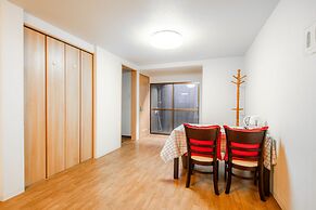 Sakuragawa no Waho House