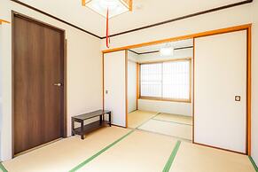 Sakuragawa no Waho House