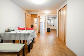 Sakuragawa no Waho House