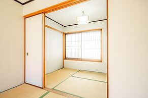 Sakuragawa no Waho House