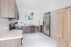 Lovely Mountain View Apartment