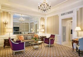 5th & 55th Residence Club