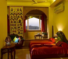 Hotel Narayan Niwas Palace