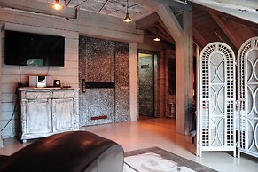 Partizan BeerLogovo Hotel