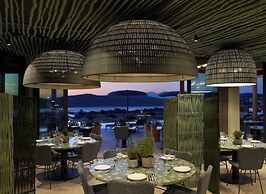 Cayo Exclusive Resort & Spa