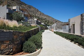 Cayo Exclusive Resort & Spa