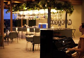 Cayo Exclusive Resort & Spa