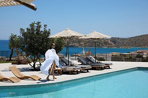 Cayo Exclusive Resort & Spa