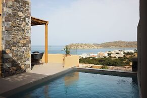 Cayo Exclusive Resort & Spa