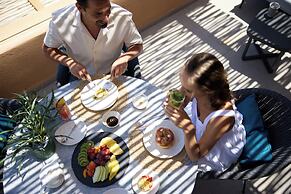 Cayo Exclusive Resort & Spa