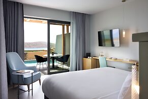 Cayo Exclusive Resort & Spa