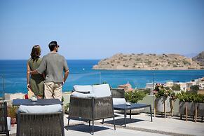 Cayo Exclusive Resort & Spa