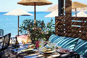 Cayo Exclusive Resort & Spa