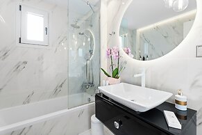 Frunze Luxury Apartments