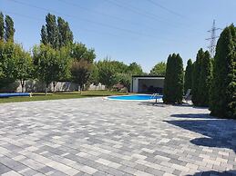 Green Wood Residence