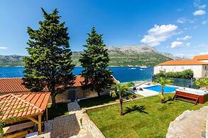 Luxury Villa Gabriela