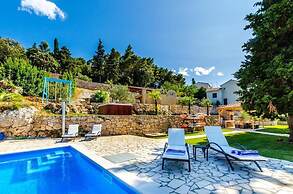 Luxury Villa Gabriela