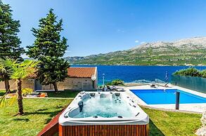 Luxury Villa Gabriela