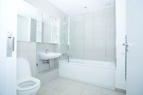 High view 2 Bedroom apt - Woolwich