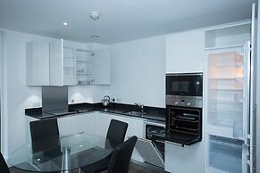 High view 2 Bedroom apt - Woolwich