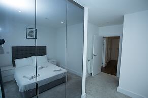 High view 2 Bedroom apt - Woolwich