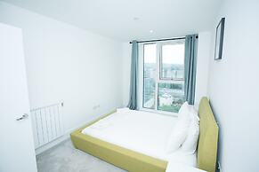 High view 2 Bedroom apt - Woolwich