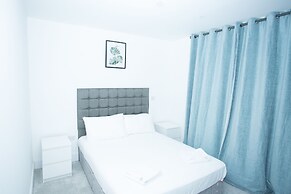 High view 2 Bedroom apt - Woolwich