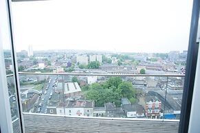 High view 2 Bedroom apt - Woolwich