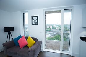 High view 2 Bedroom apt - Woolwich