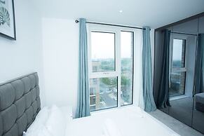 High view 2 Bedroom apt - Woolwich