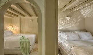 The A Collection, Oia by K&K