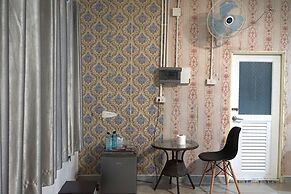 Chaiyai River Front Hotel