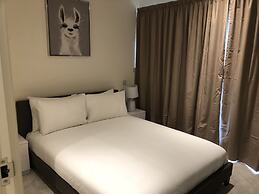 Thames View 2 Bed Apartment With Balcony