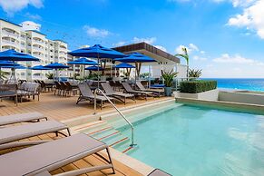 Hilton Cancun Mar Caribe All-Inclusive Resort