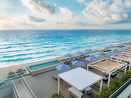 Hilton Cancun Mar Caribe All-Inclusive Resort