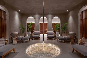 Hilton Cancun Mar Caribe All-Inclusive Resort