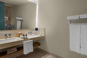 Hilton Cancun Mar Caribe All-Inclusive Resort