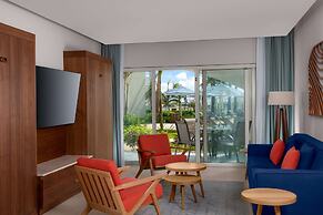 Hilton Cancun Mar Caribe All-Inclusive Resort