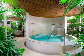 Hilton Cancun Mar Caribe All-Inclusive Resort