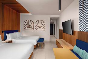 Hilton Cancun Mar Caribe All-Inclusive Resort
