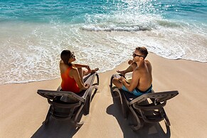 Hilton Cancun Mar Caribe All-Inclusive Resort