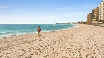 Hilton Cancun Mar Caribe All-Inclusive Resort