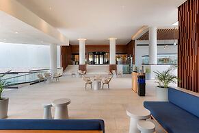 Hilton Cancun Mar Caribe All-Inclusive Resort