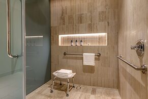 Hilton Cancun Mar Caribe All-Inclusive Resort