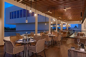 Hilton Cancun Mar Caribe All-Inclusive Resort