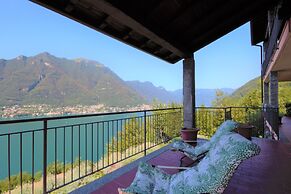 Pognana Luxury Apartment n.1 - 7 people