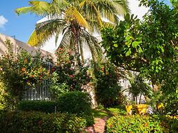 Cozy Downtown Studio for Two