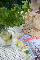 Les Suites des Tout le Monde